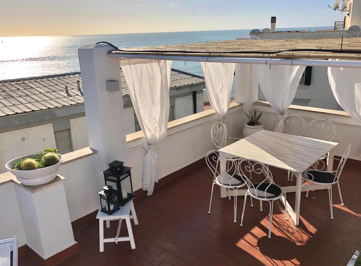 La Terrazza Sul Mare Villa Santa Marinella Bagian luar foto