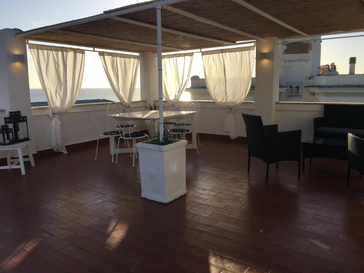 La Terrazza Sul Mare Villa Santa Marinella Bagian luar foto