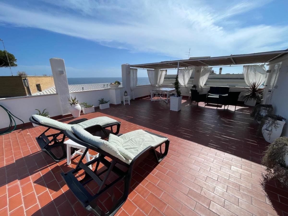 La Terrazza Sul Mare Villa Santa Marinella Bagian luar foto