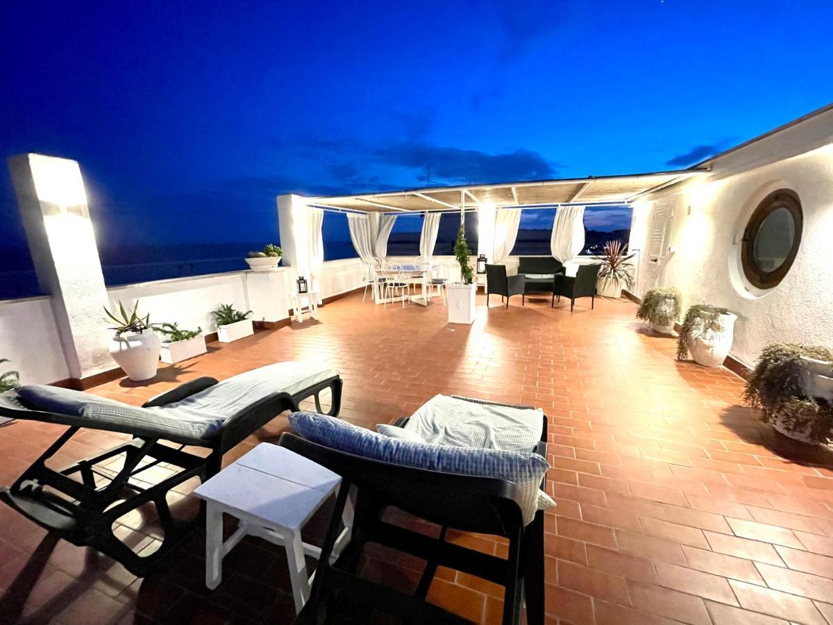 La Terrazza Sul Mare Villa Santa Marinella Bagian luar foto